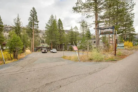 Mountain Condo w/ Fireplace in Kirkwood Ski Resort
