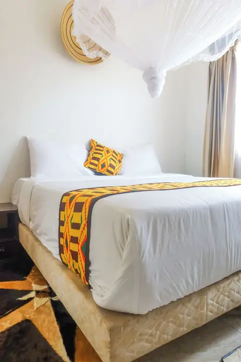 JUDITH SAFARIS HOME STAYS