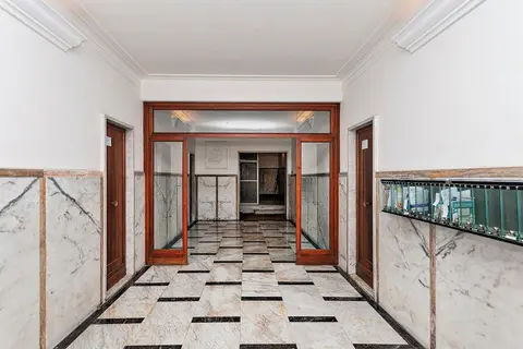 Vespucci Blue Apartment