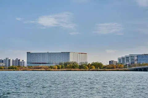 Tianjin Crown International Apartments
