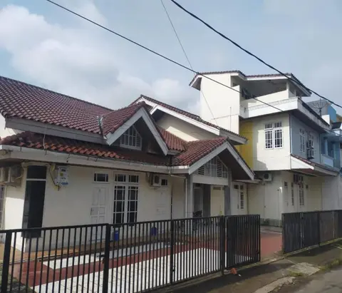 Guest House F18 Cendrawasih