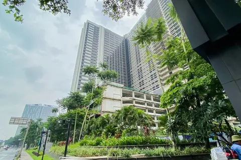 Homey And Good Place 2Br At Collins Boulevard Apartment