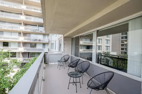 Restful Stay in DC Apartments