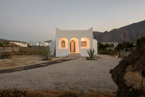 Villa George Santorini