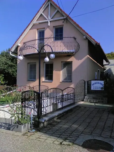 Bor Bazilika Apartman