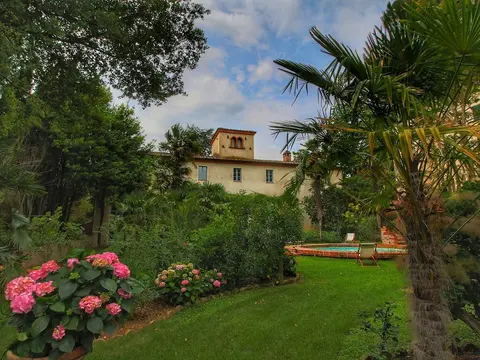 Panoramic Tuscan Villa