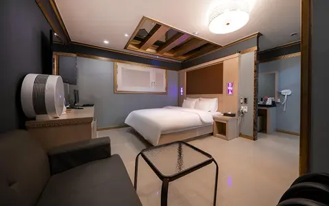 Jeju Show Self Check-in Motel