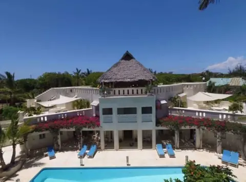 The Villa Luxury Suites Hotel