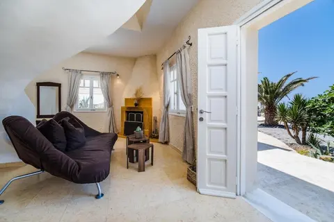 Villa Celma in Santorini