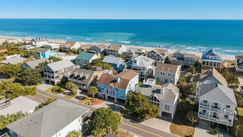 Santorelli's Seaside Serenety 4 Bedroom Home