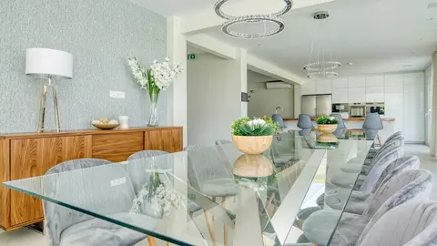 10 Bed Villa - Pool - Gym - Garden - Yacht Option
