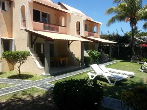 Bungalow for 6 People by the sea With Swimming Pool - by Feelluxuryholidays