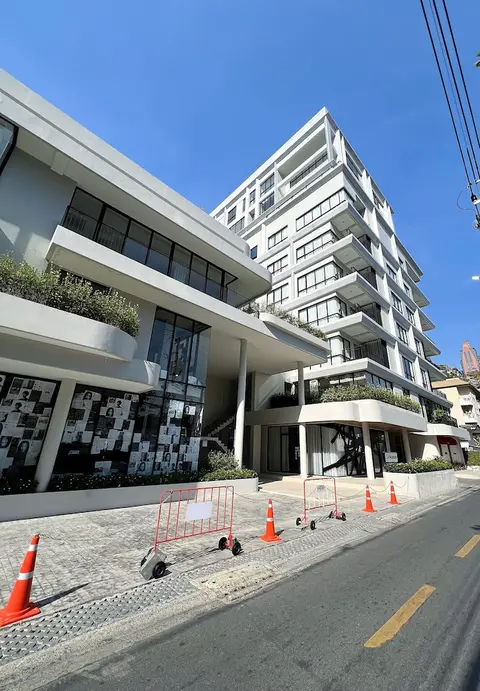 Sathorn 111