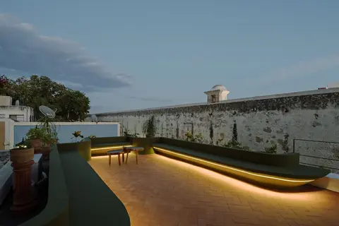 Casa Muralla