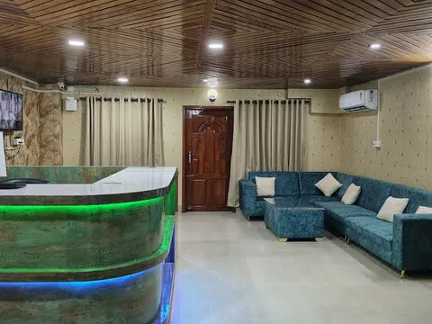 Hotel Pariwar Mahal