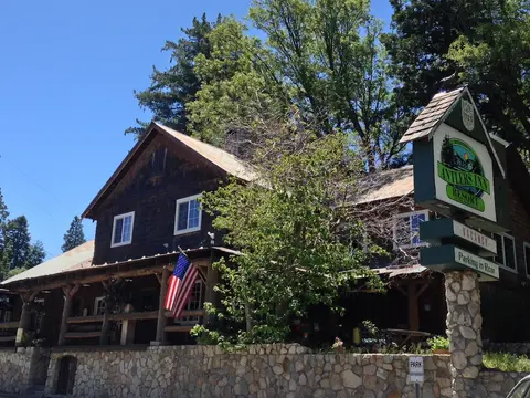 Antlers Inn