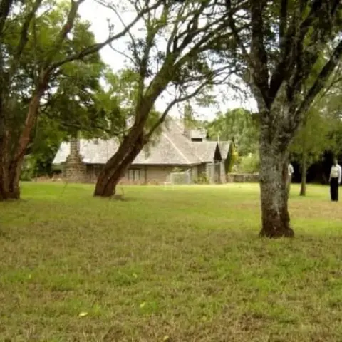 Amboni Lodge