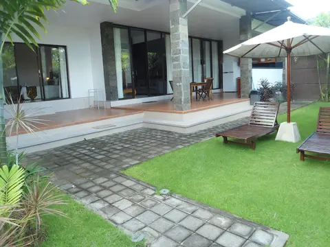 Arya Residence