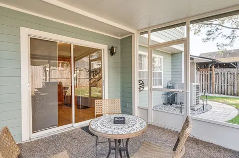 4 Mi to Busch Gardens: Lovely Tampa Home!