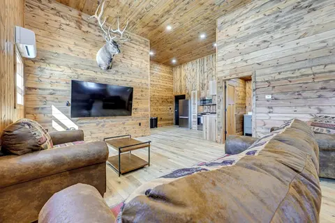 Hunt, Fish & Boat: Northwoods Hideaway