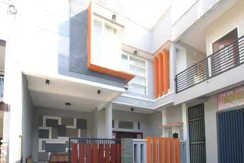 RedDoorz Syariah near Universitas Merdeka Malang