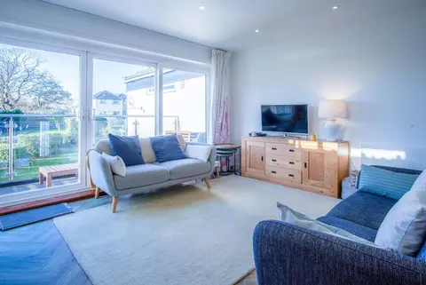 Footsteps - 2 Bedroom Apartment - Saundersfoot