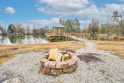 Kayak & Fish: Little River Canyon Lakefront Cabin