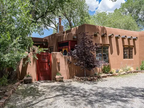 Deseo de Santa Fe by Kokopelli Property Management
