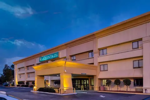 Spark by Hilton Savannah Midtown