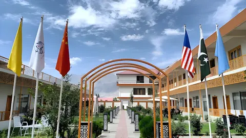 Al Noor Starlet Hotel