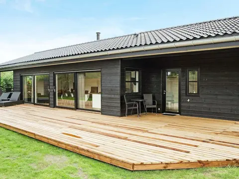 8 Person Holiday Home in Hadsund-by Traum