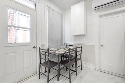 5225 rue Saint-urbain