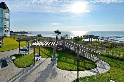 Aloha Beaches- 1107 in Galveston
