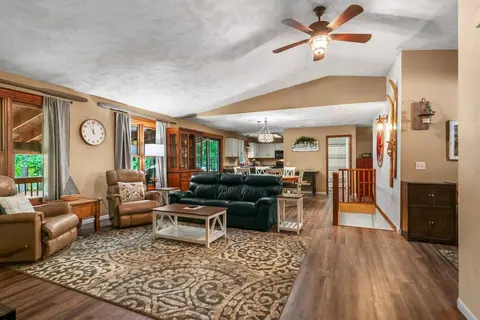 Lakeside Getaway pet Friendly