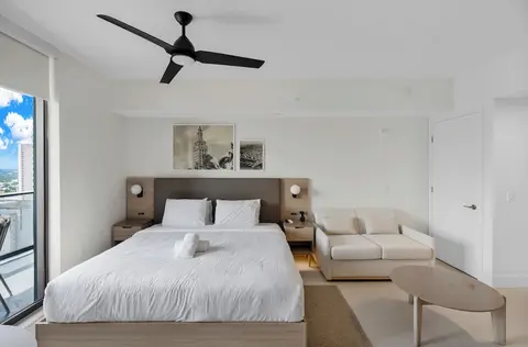 Modern Studio in Downtown Miami