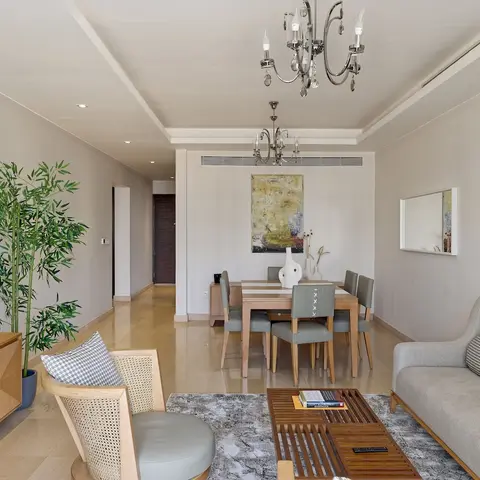 Vesta - Luxury Apt- 2Br - CFC XV