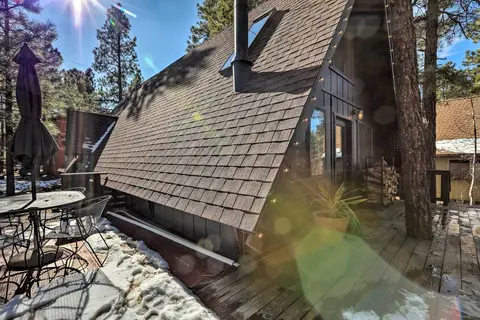 Deck & Forest Views: Munds Park A-frame Cabin