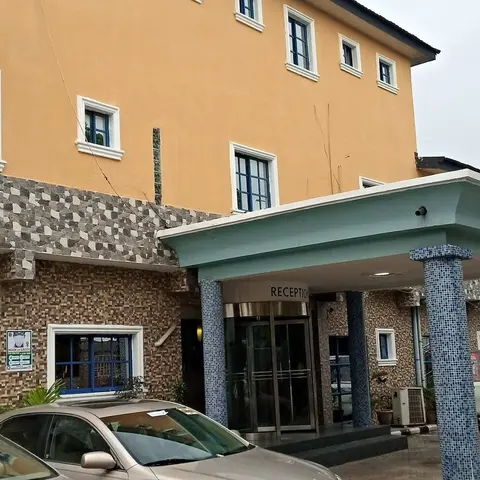 Carlton Gate Hotel Festac