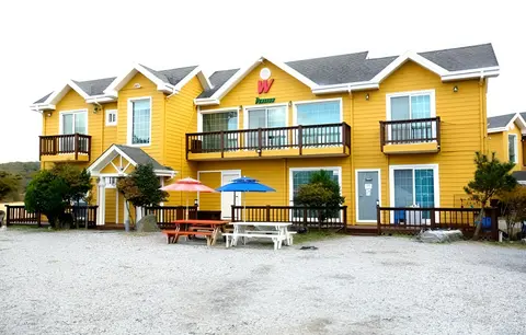 Taean W Pension
