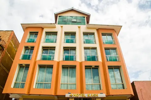 Hotel Kash Masaka Road