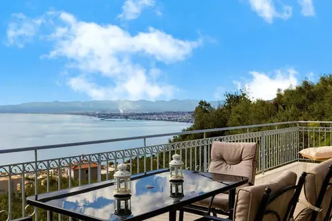 Aigli Summer Getaway - Seaview Lux Retreat