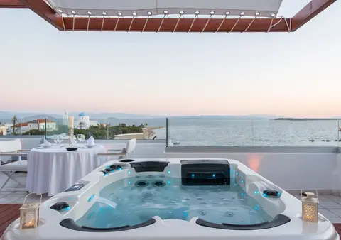 Oasis Beach Hotel