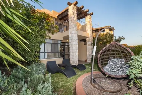 Kami Suites Hotel