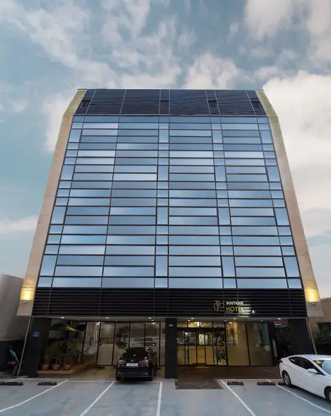 Reve Hotel Jeju