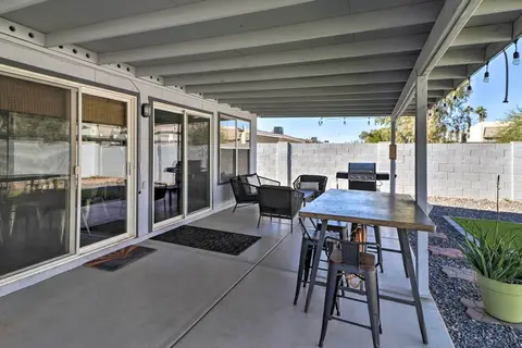 Mesa Retreat w/ Fenced Yard, Walk to Sloan Park!