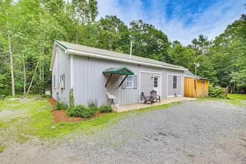 Secluded Orland Cottage w/ Grill, Near State Parks