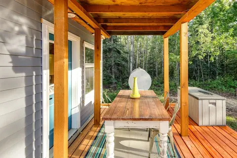 Delta Junction Rental w/ Shared Pool & Hot Tub!