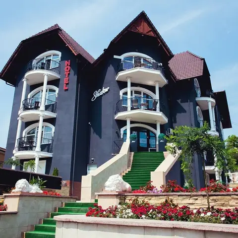 Shadow Boutique Hotel & Spa