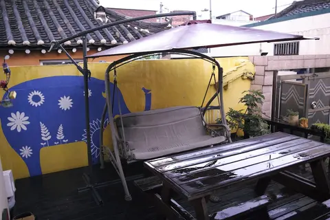Momojein Guest House - Hostel