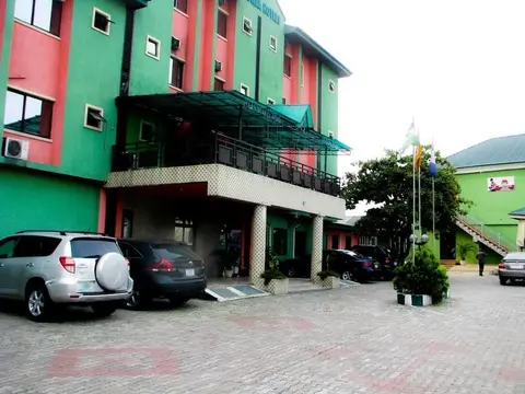 Londa Hotel